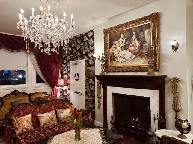 queenanne hotel lobby