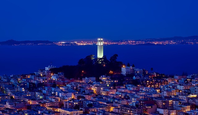 Night in coit tower